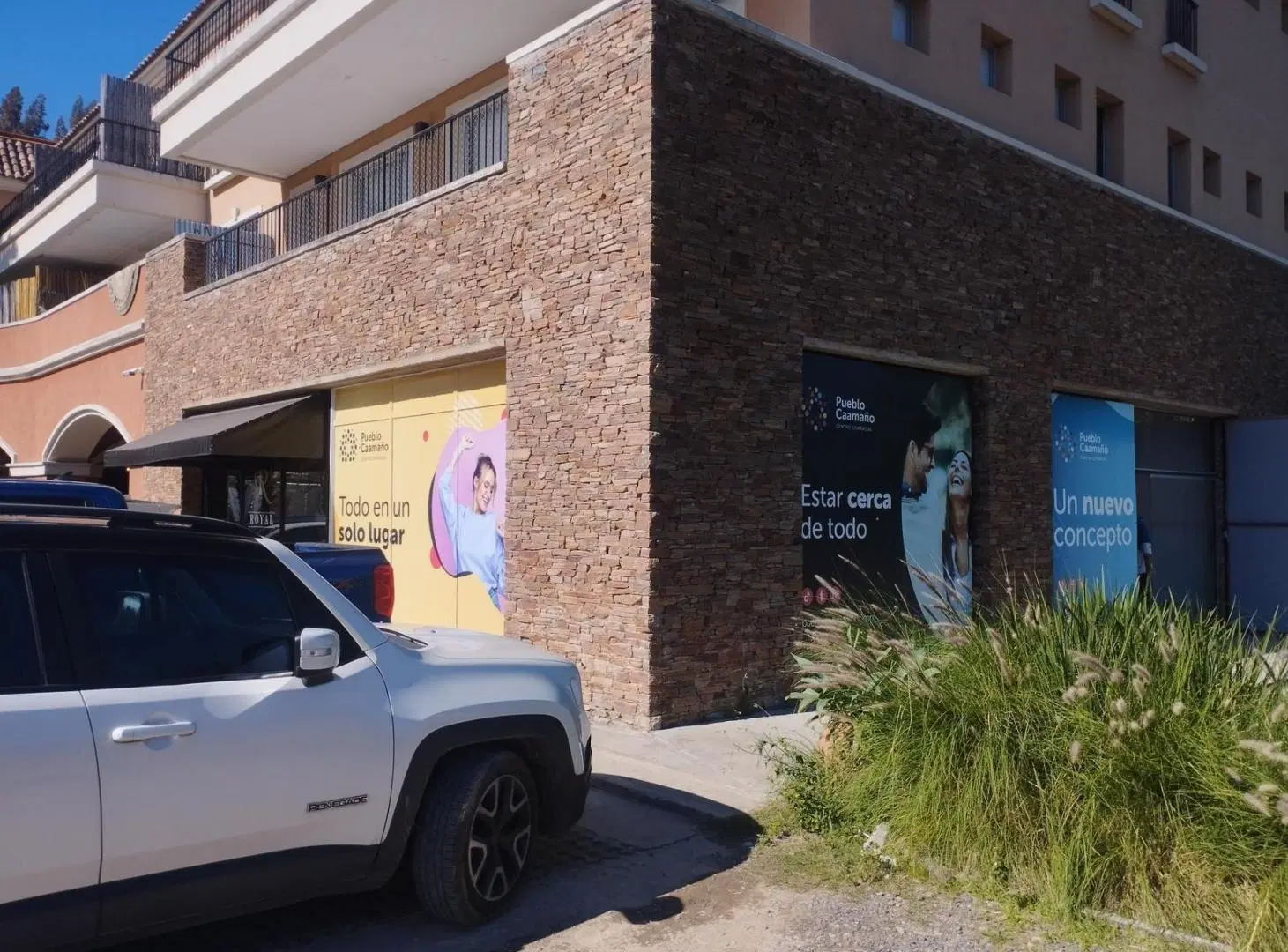 Alquiler Local  59D  superficie 34m2 - Pueblo Caamaño , Pilar 4