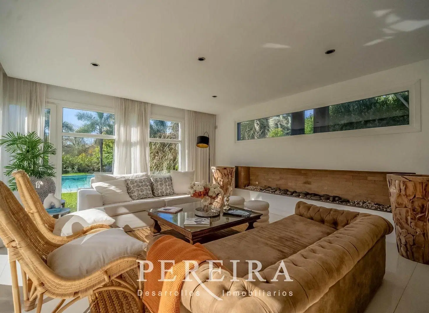 VENTA - Casa en Los Jazmines - Pilar del Este  - 5 dormitorios 5