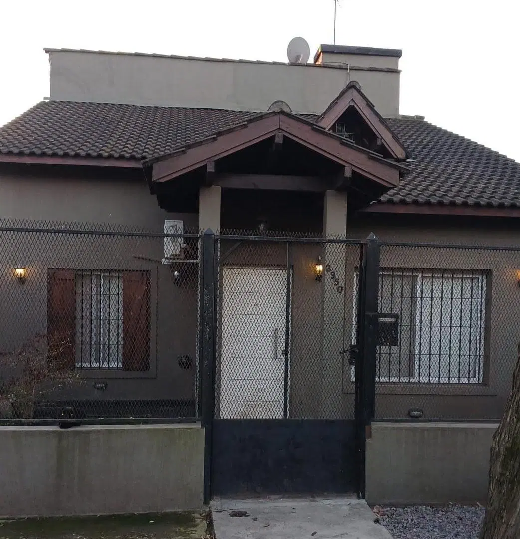 Venta Casa 4 dormitorios Pilar De Vicenzo grande  Apta Crédito 3