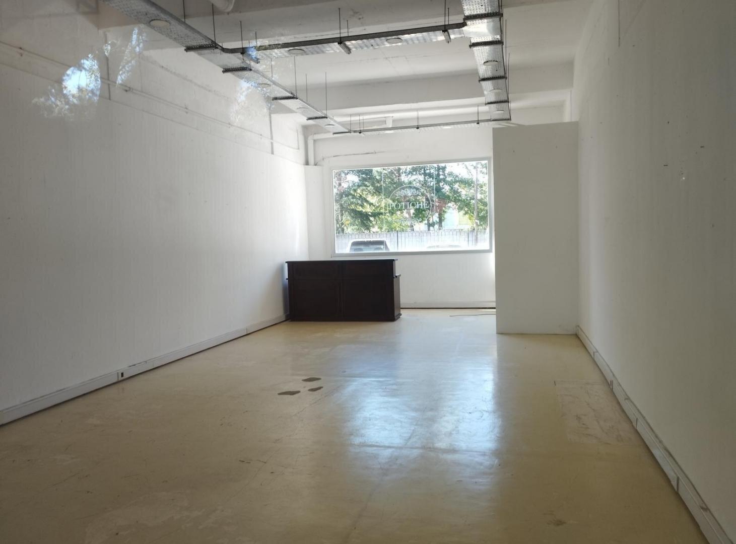 Foto de Alquiler Local 25 superficie 65m2 - Pueblo Caamaño , Pilar, imagen 3