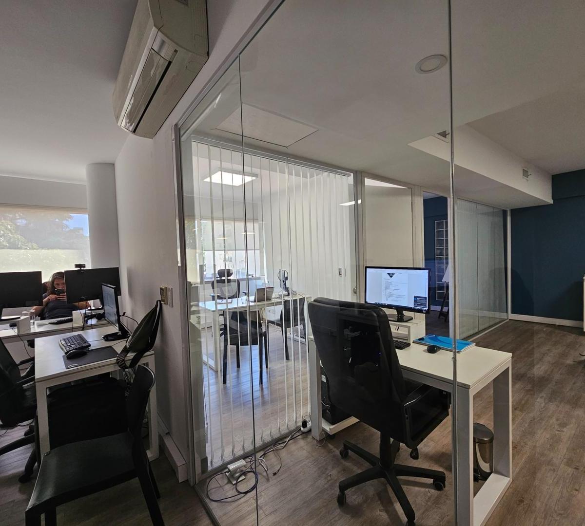 Venta excelente Oficina Corporativa