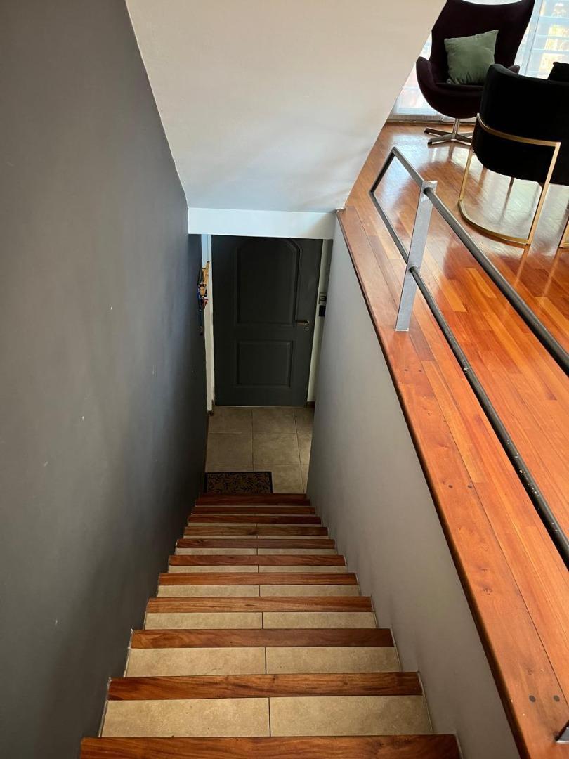 Venta - Triplex de 4 Ambientes con Jardín 4