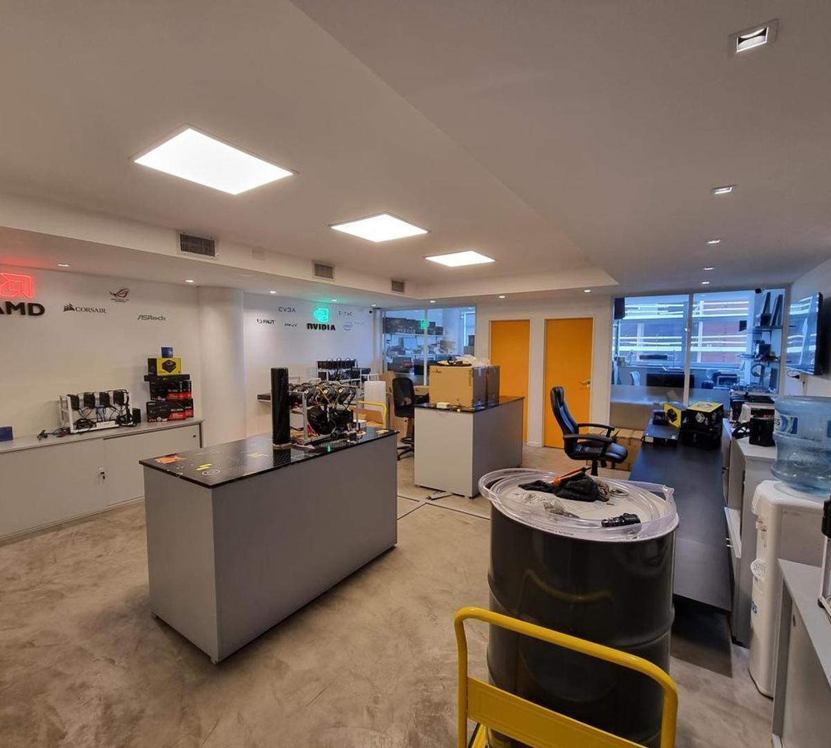 Foto de Venta Con RENTA - Excelente Oficina Corporativa, imagen 4