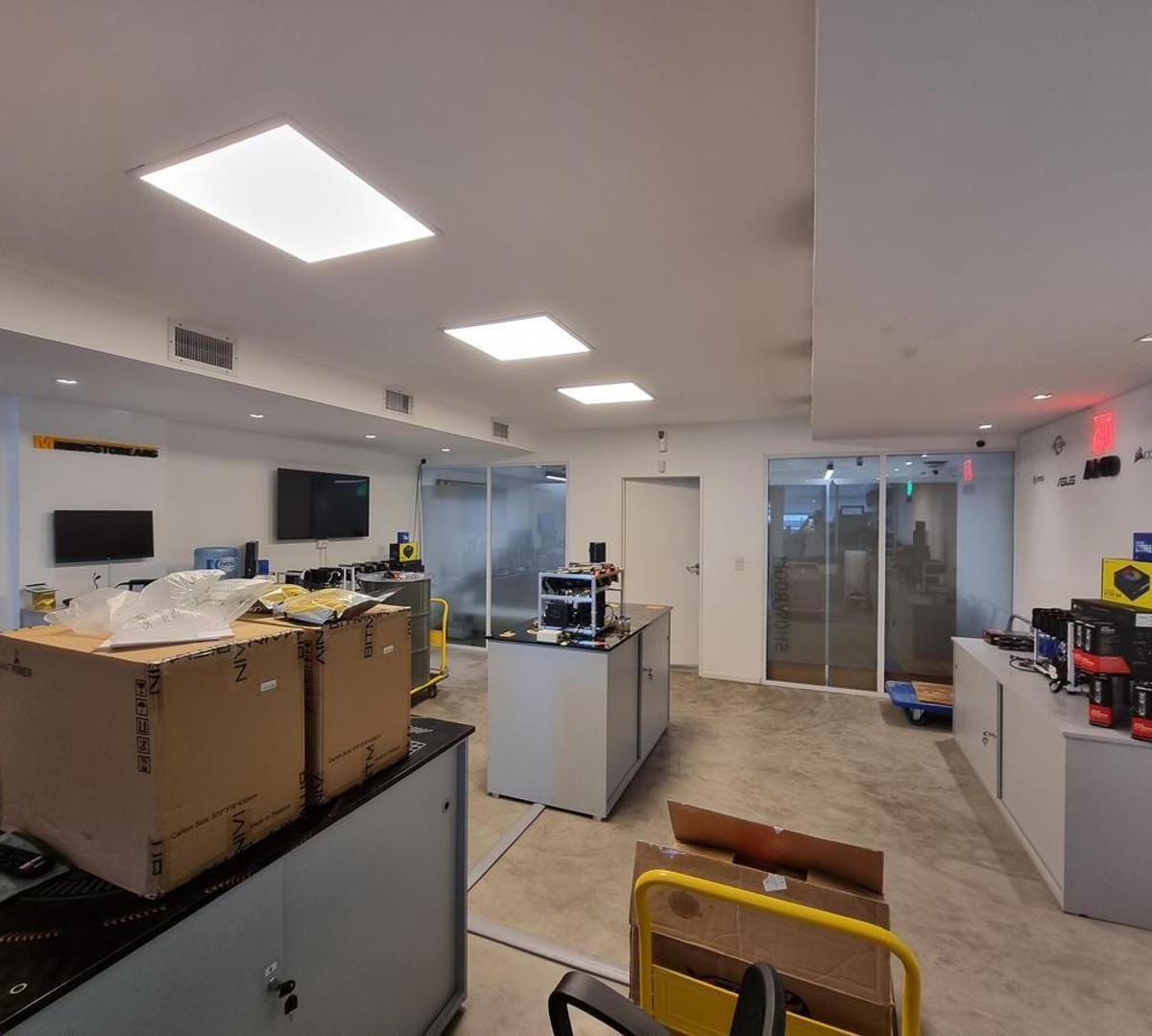Venta Con RENTA - Excelente Oficina Corporativa