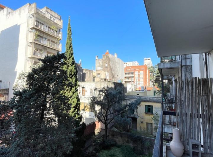2 AMB AMOBLADO BELGRANO R BALCON MUY LUMINOSO 4