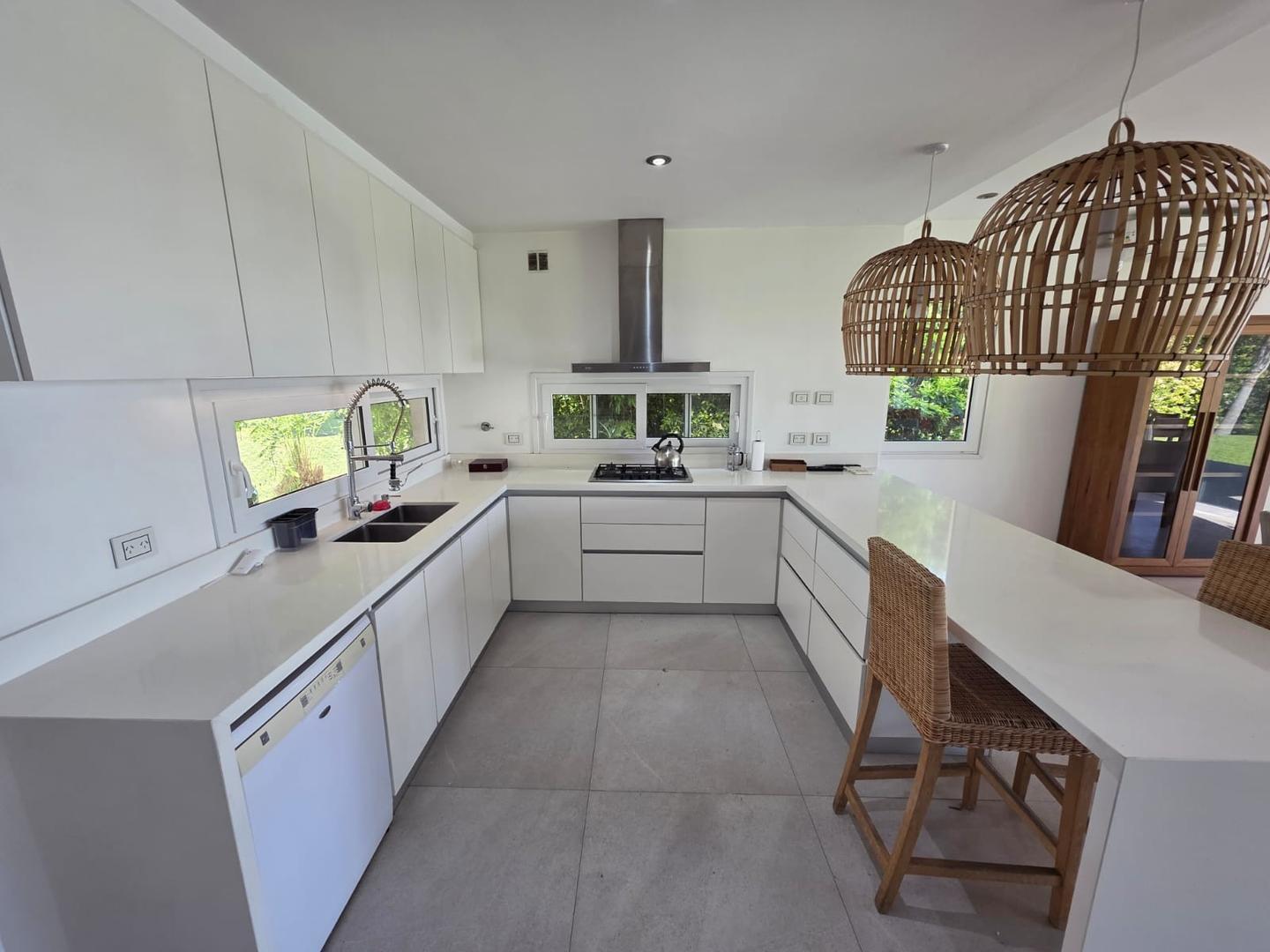 Foto de Venta - Casa al Agua en Barrio Los Lagos Nordelta, imagen 5