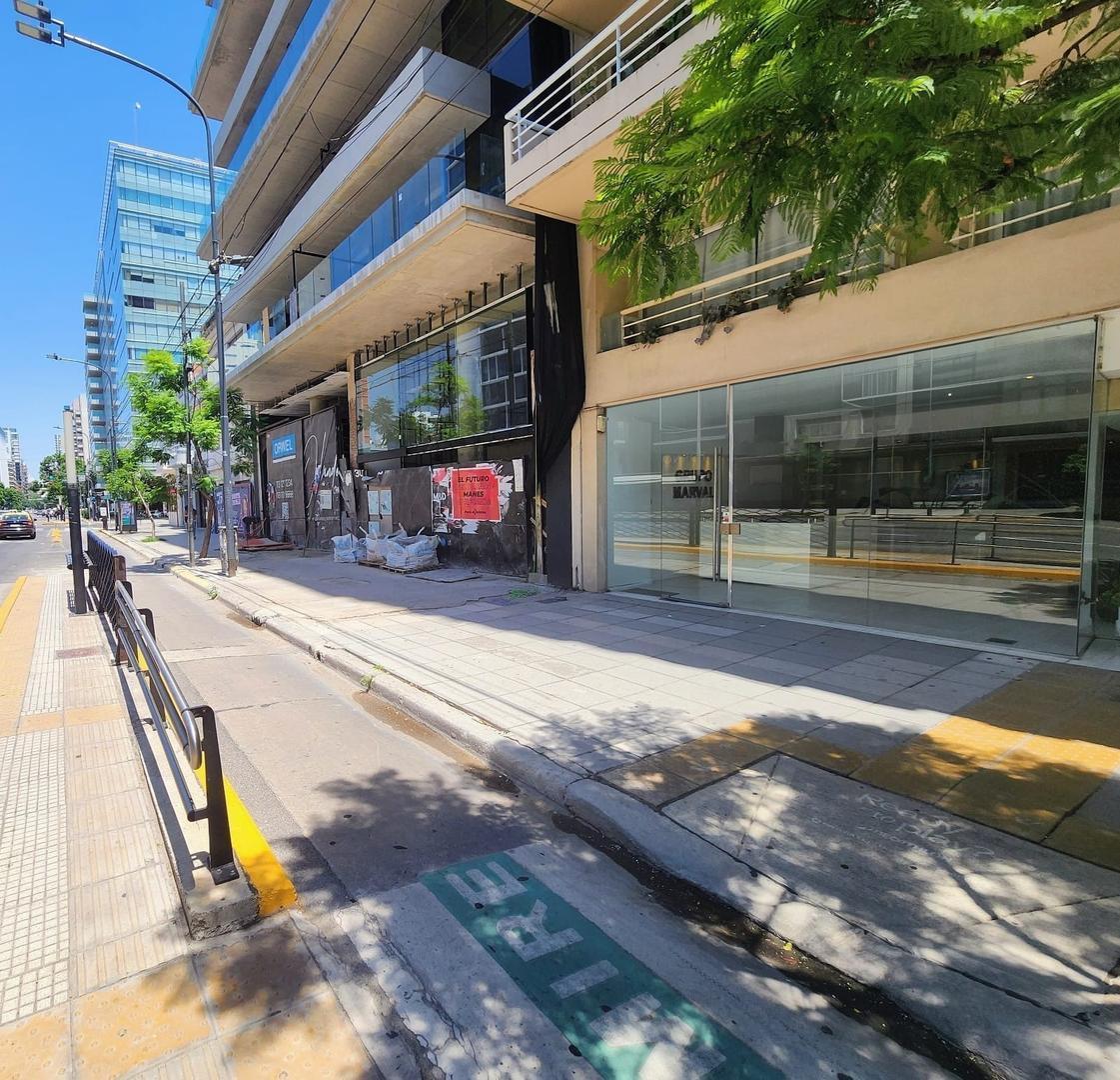 ALQUILER - Local comercial - ubicación Premium