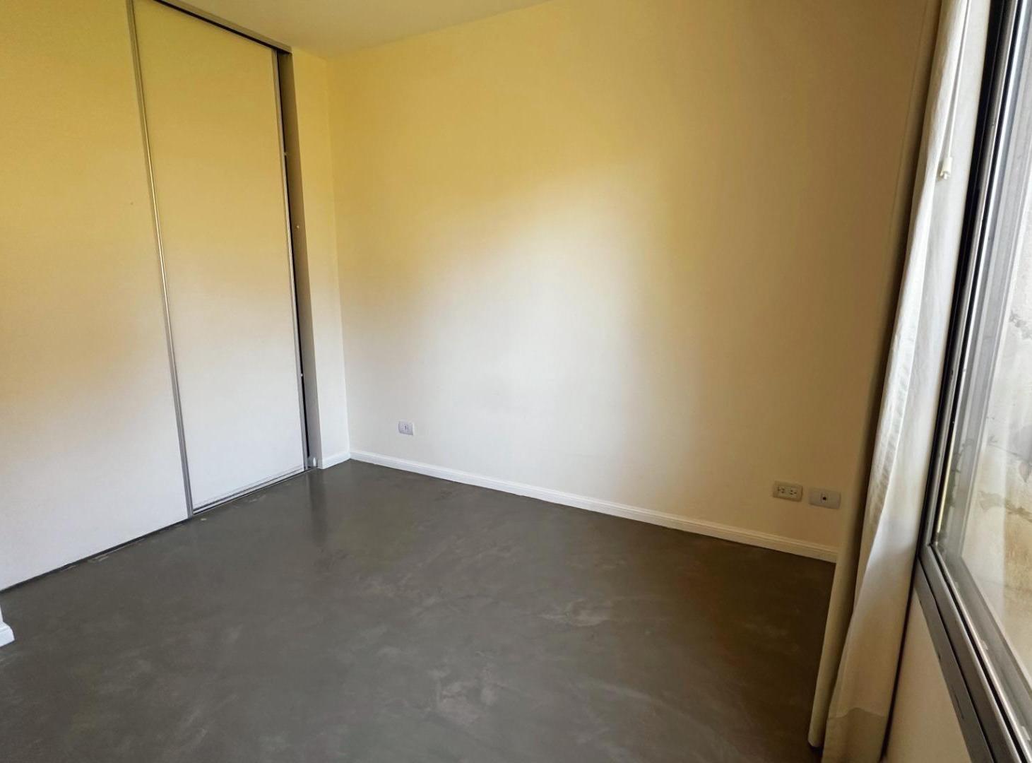 Foto de Impecable departamento de 2 ambientes con jardín y parrilla!, imagen 3