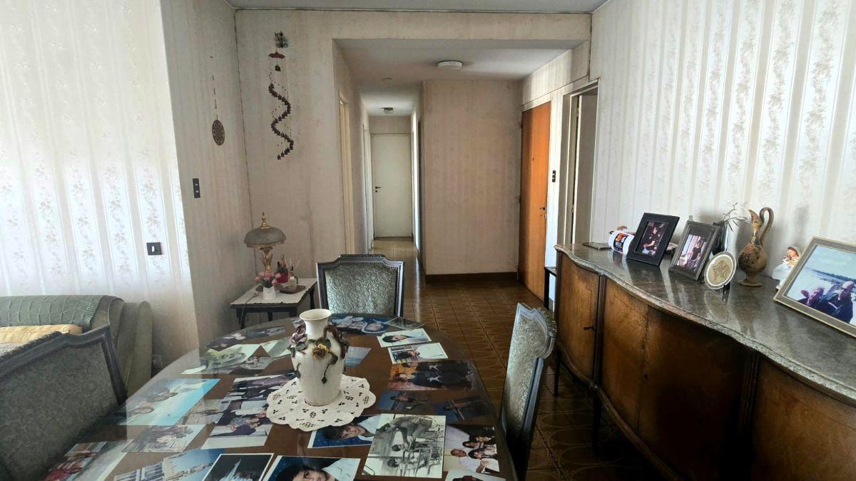Foto de OPORTUNIDAD Departamento de 4 Amb – Súper Céntrico, imagen 2