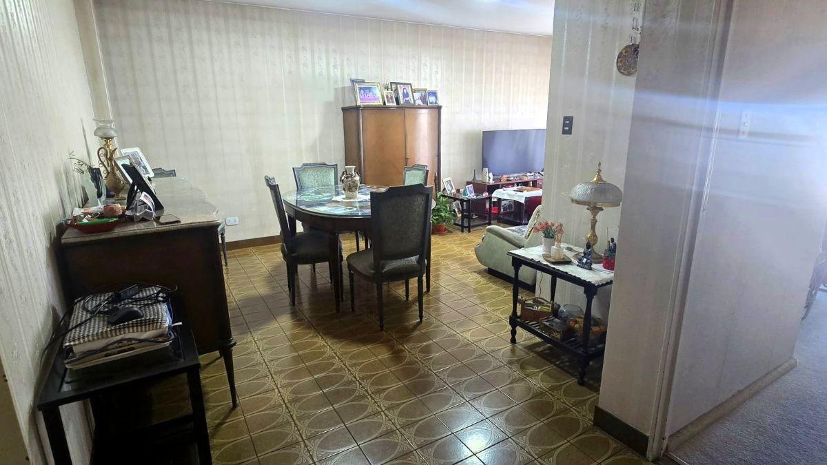 Foto de OPORTUNIDAD Departamento de 4 Amb – Súper Céntrico, imagen 4