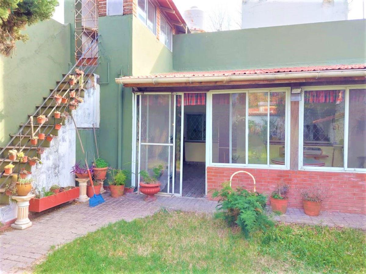 Foto de Casa con Parque - Quincho y Garaje - 5 Ambientes - OPORTUNIDAD, imagen 4