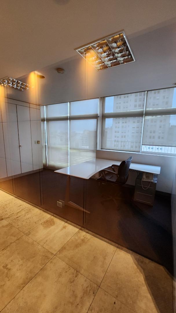 Piso de Oficinas en Venta Sobre 9 de Julio 4