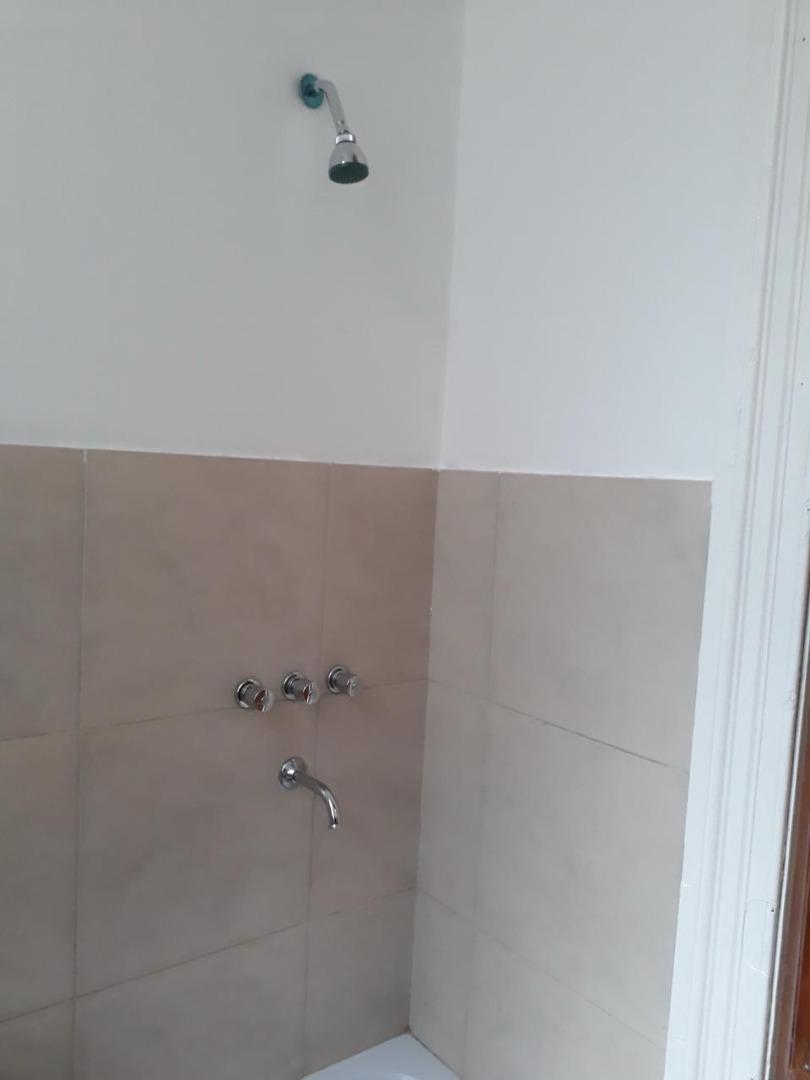 Cuatro Ambientes, Tres Baños, Cocina y Baulera 2
