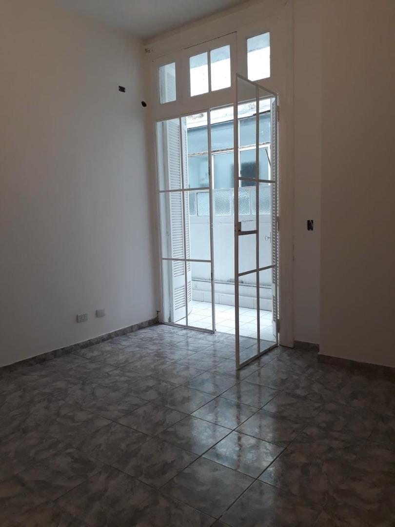 Cuatro Ambientes, Tres Baños, Cocina y Baulera 1