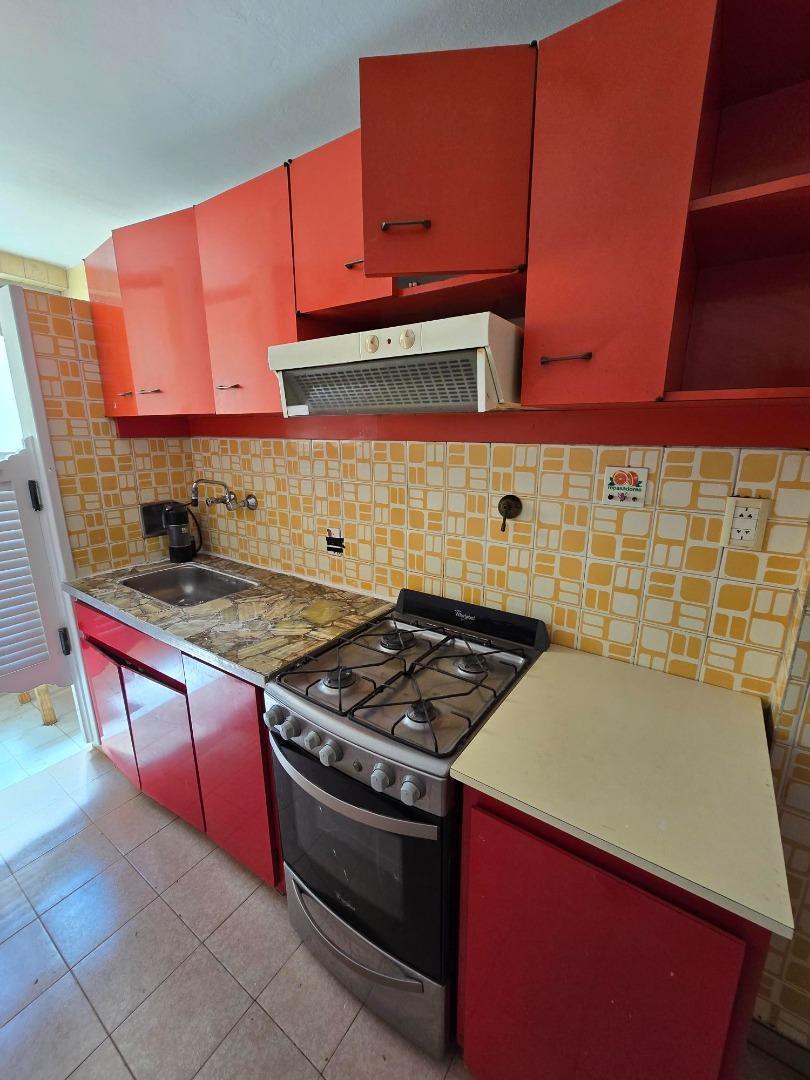 Tres Dorm. y Cochera Fija y Cubierta - Bajas Expensas 4