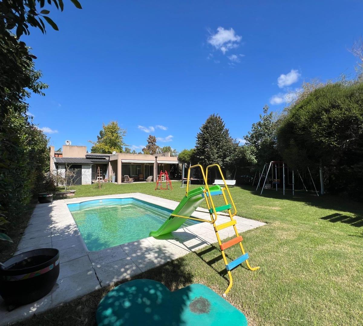 Casa en Venta en Barrio Cerrado Maschwitz Village con Pileta 1