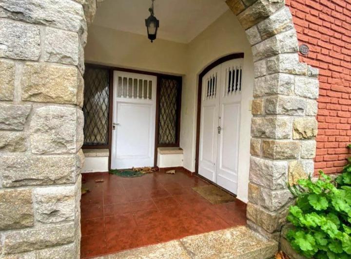Casa en venta en Miramar centro gran jardin quincho 4