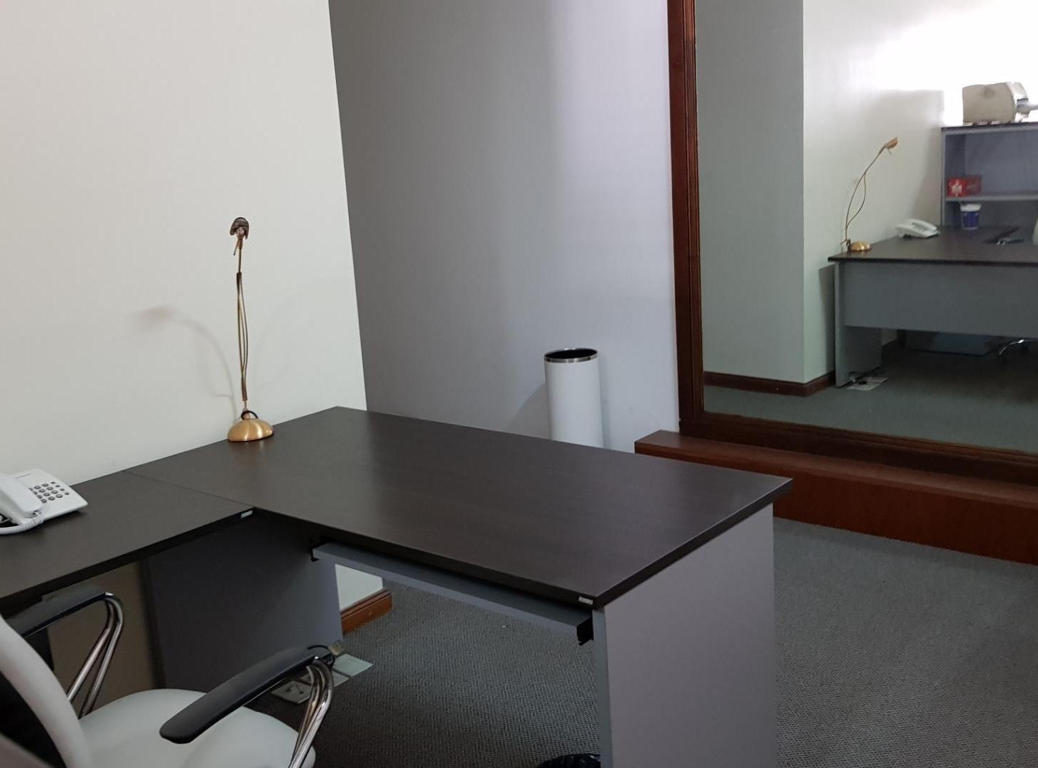 Foto de Oficina de 38 m2 c/baño propio, piso alto, luz, imagen 2