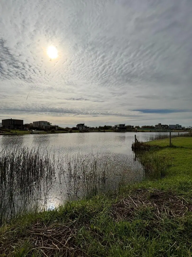 Lote venta Escobar a la laguna Barrio náutico El Naudir 2