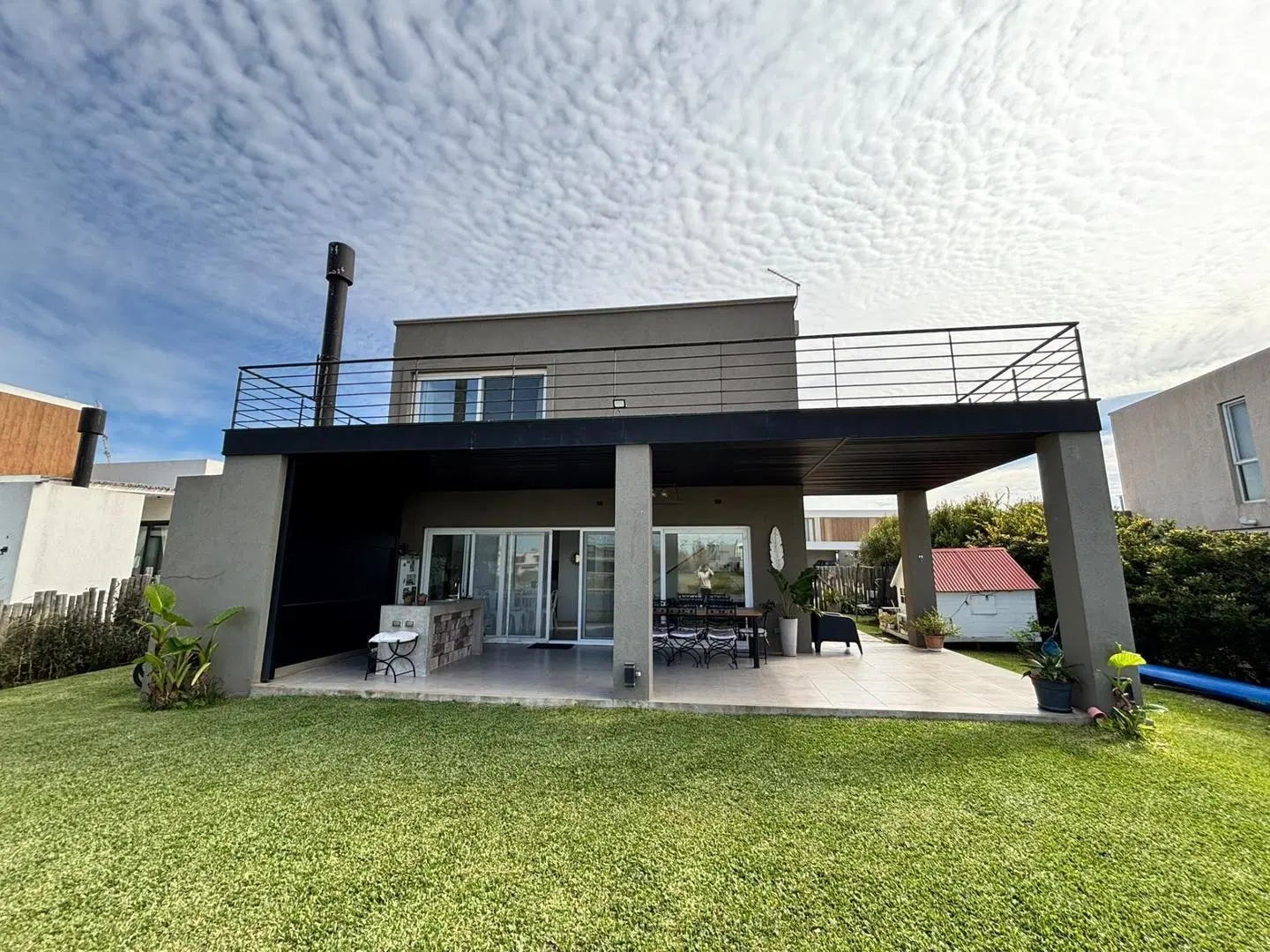 Casa en venta a la laguna c pileta Barrio El Naudir Escobar 5