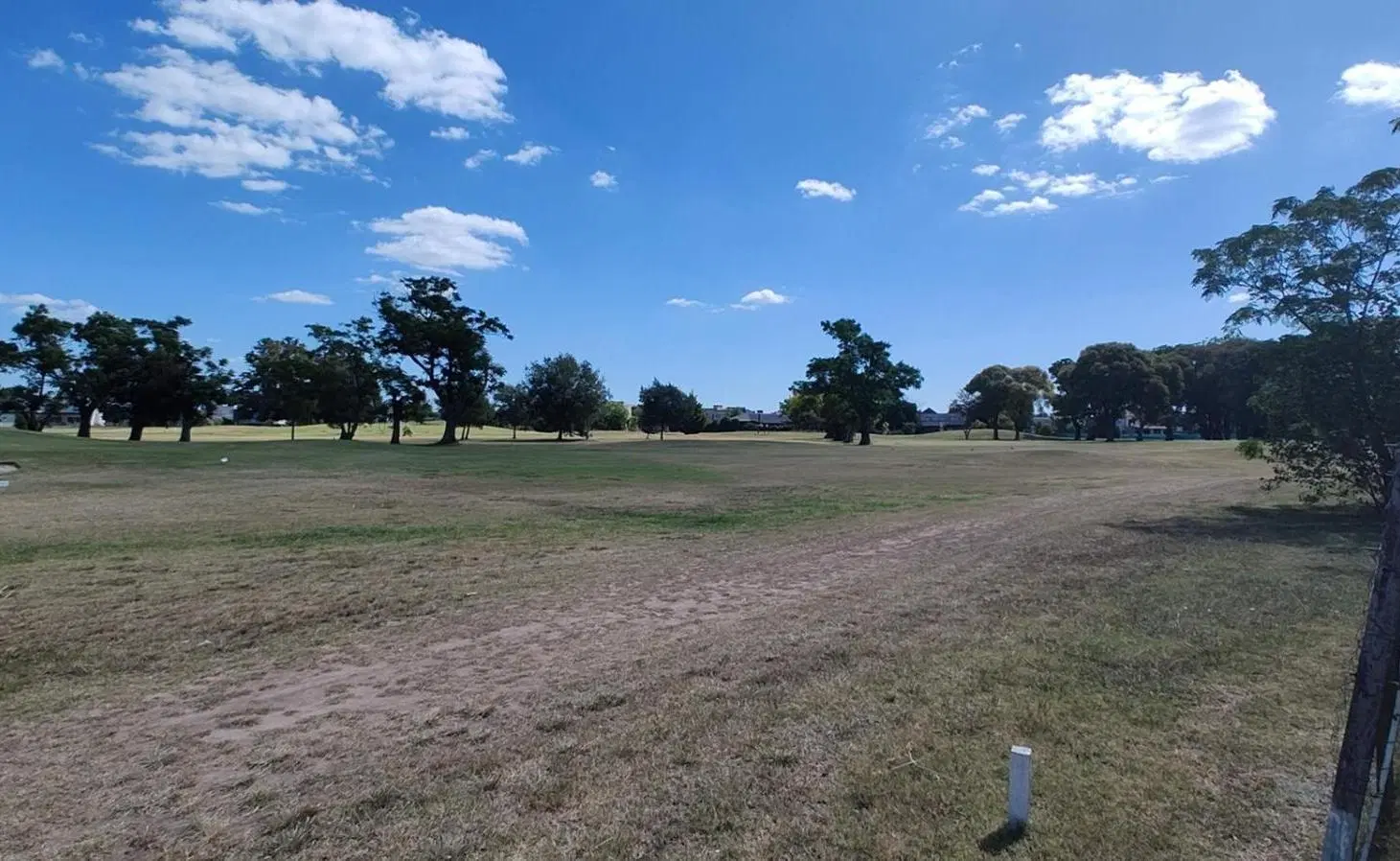 Lote en venta sobre el golf, B.Las Lomas, Haras Santa María 1