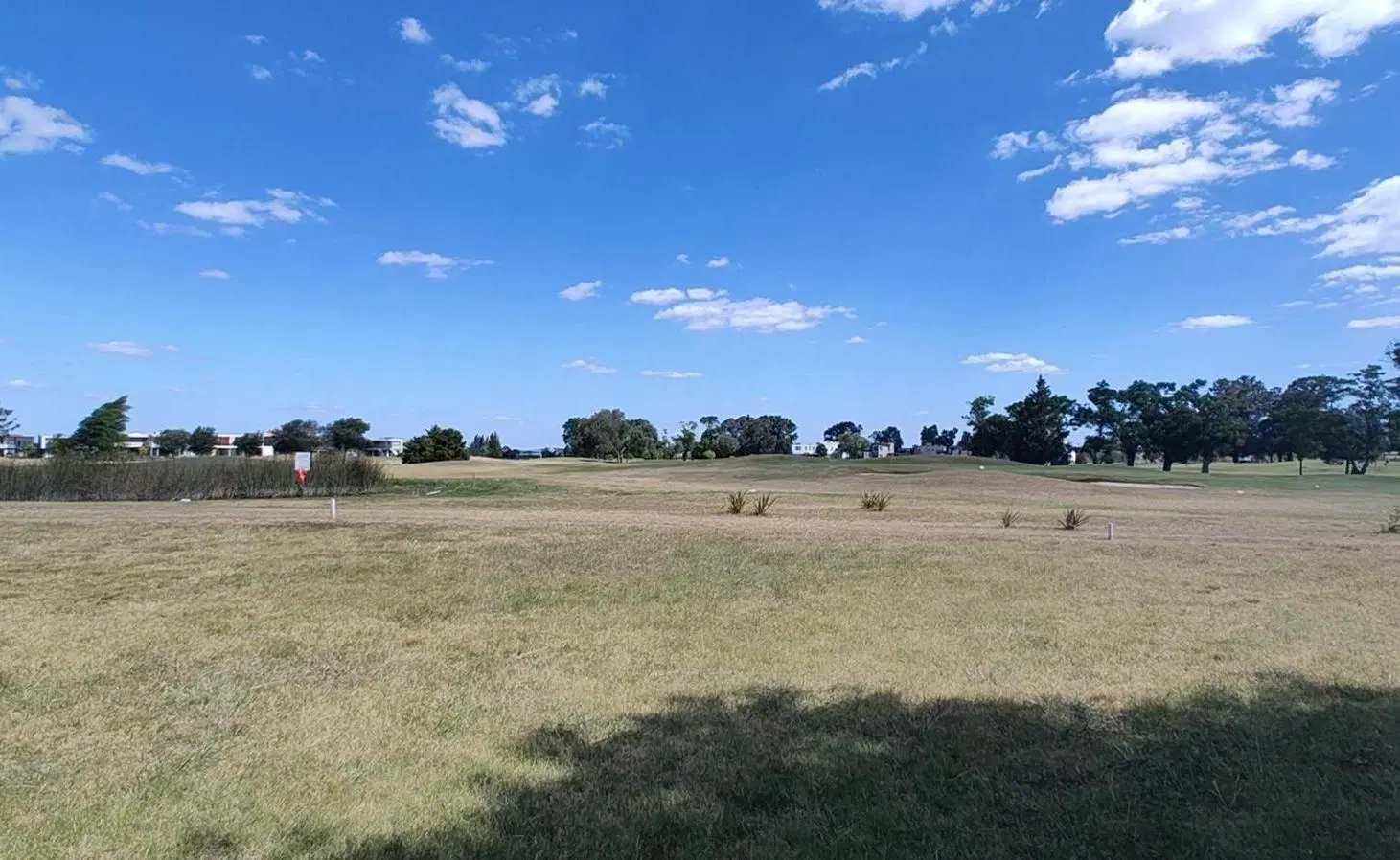 Lote en venta sobre el golf, B.Las Lomas, Haras Santa María 3