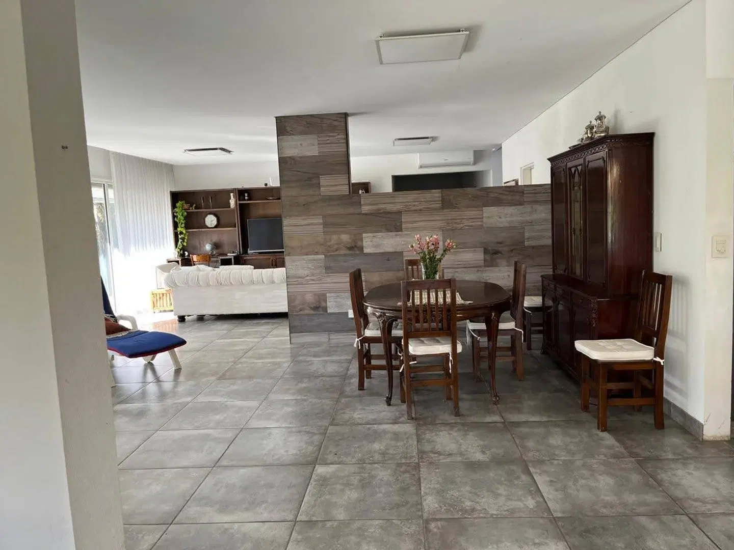 Casa de 440m2 al Golf en venta con pileta. B.Golf, El Cantón 4