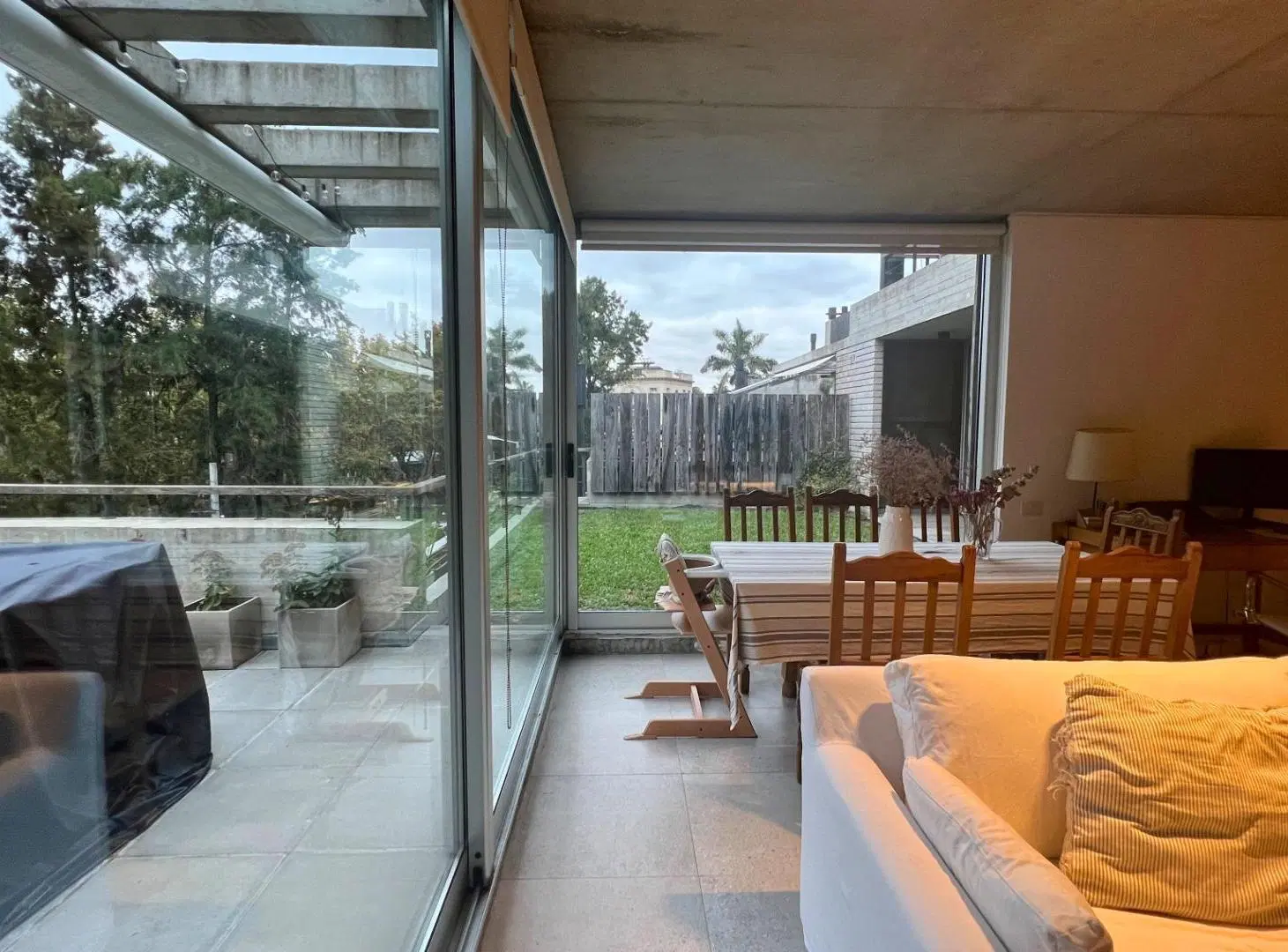 Departamento 3 amb. con jardín, pileta, parrilla y cochera 5