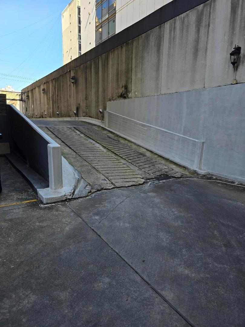 Foto de Cochera fija y cubierta en venta, fácil acceso y segura, imagen 5