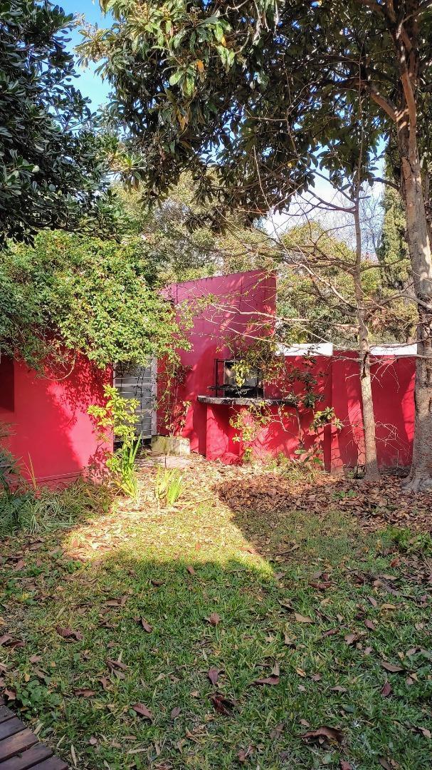 Foto de Casa PH en alquiler con jardin Olivos Vte Lopez c/cochera, imagen 1