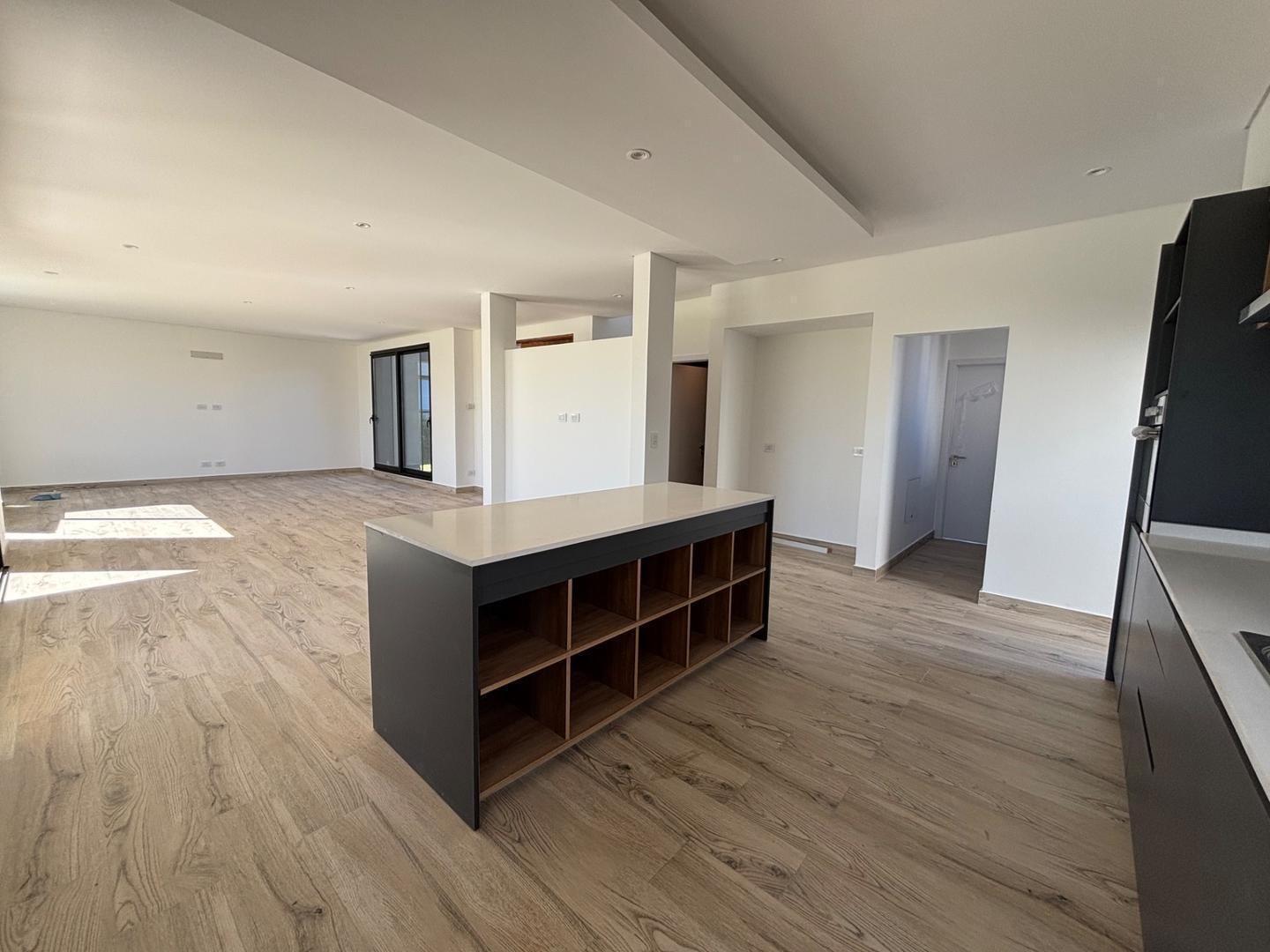 Foto de Casa en venta al golf c/ pileta en B.Golf,El Cantón. Escobar, imagen 3