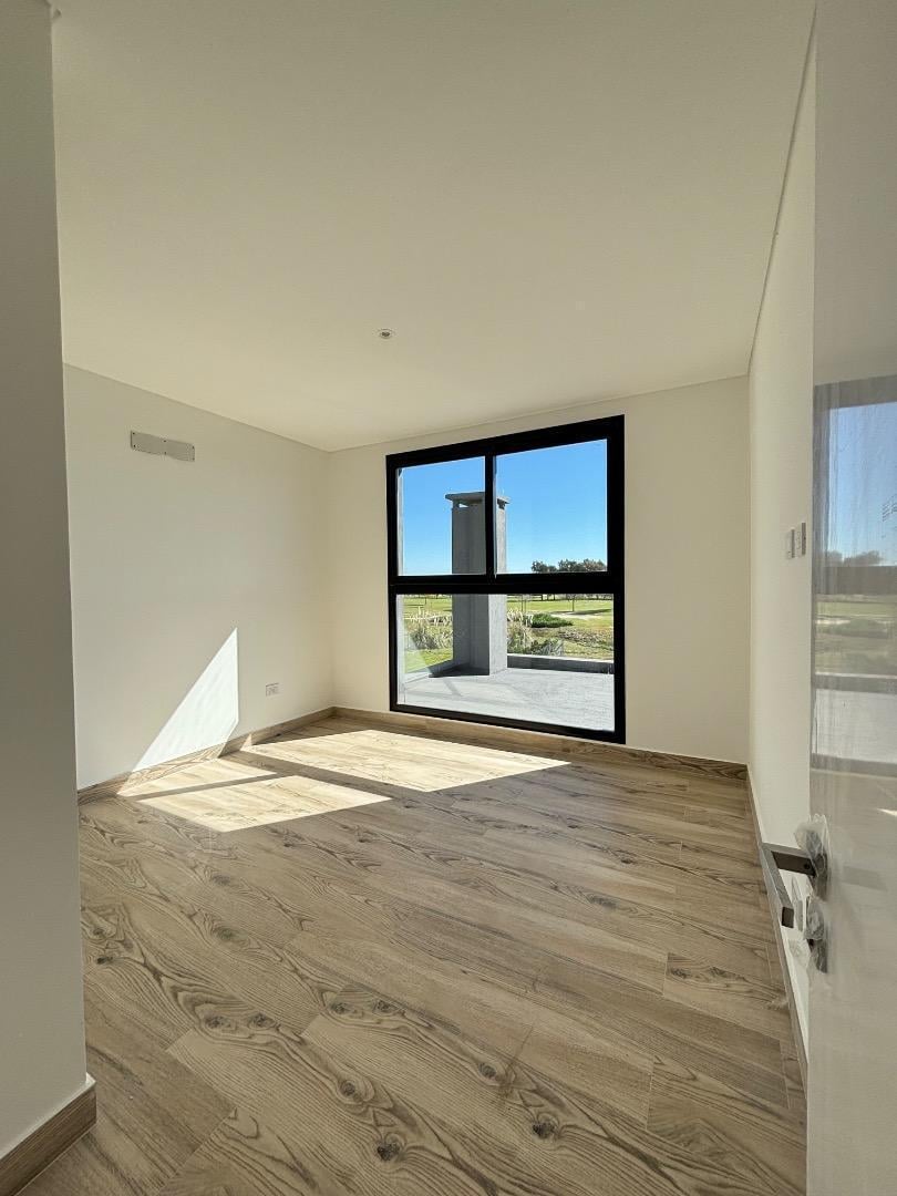 Foto de Casa en venta al golf c/ pileta en B.Golf,El Cantón. Escobar, imagen 4