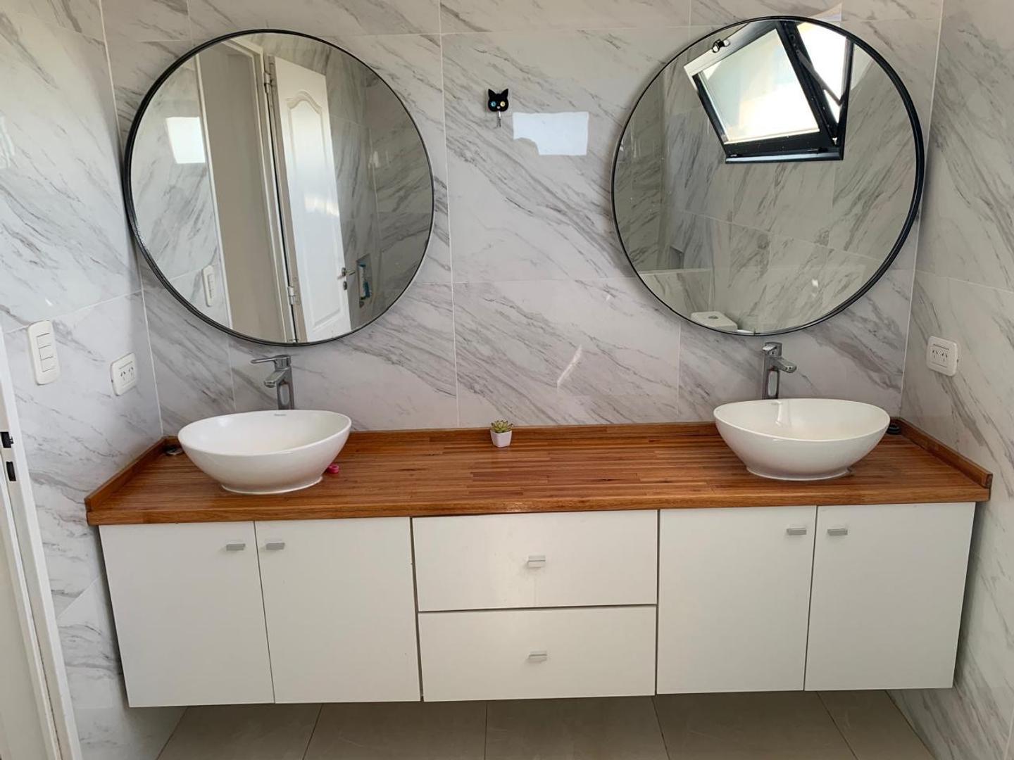 Foto de Casa en Venta a la laguna en Barrio San Sebastián. A8. Pilar, imagen 5