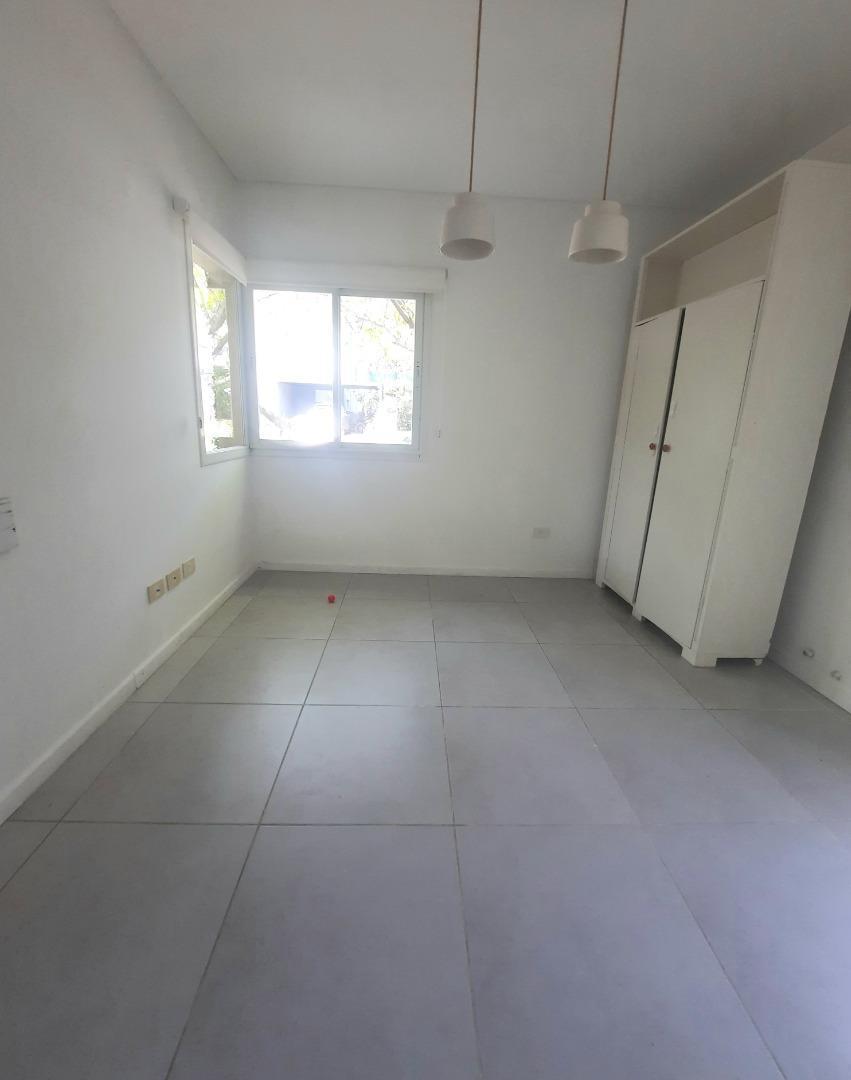 Foto de Casa en Alquiler al agua c/pileta Barrancas Sta Maria, Tigre, imagen 4