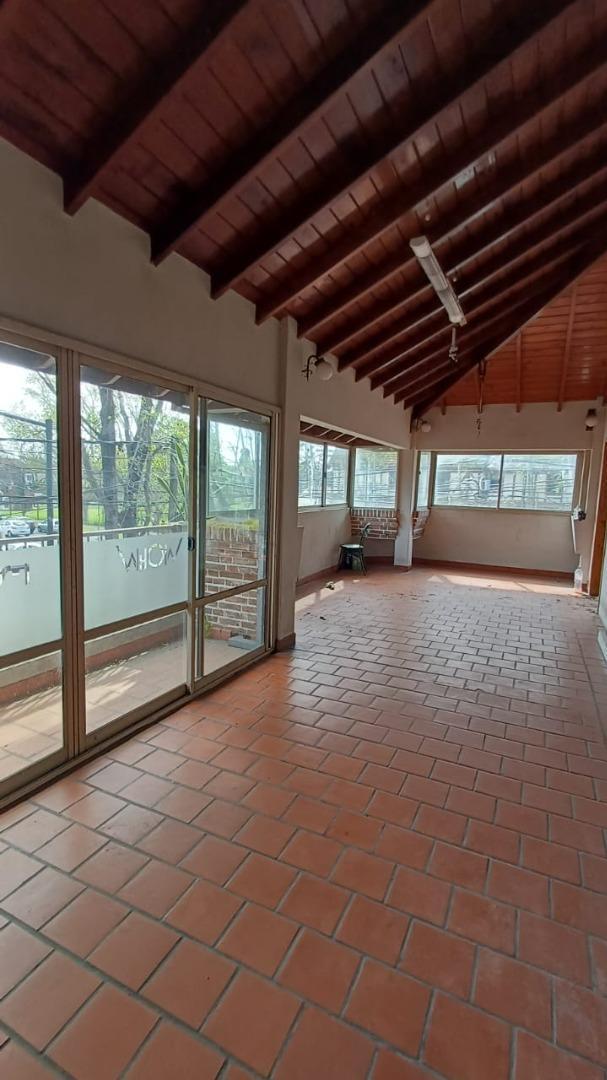 Foto de Alquiler oficina 150m2 ideal consultorios Lomas de San Isidr, imagen 2