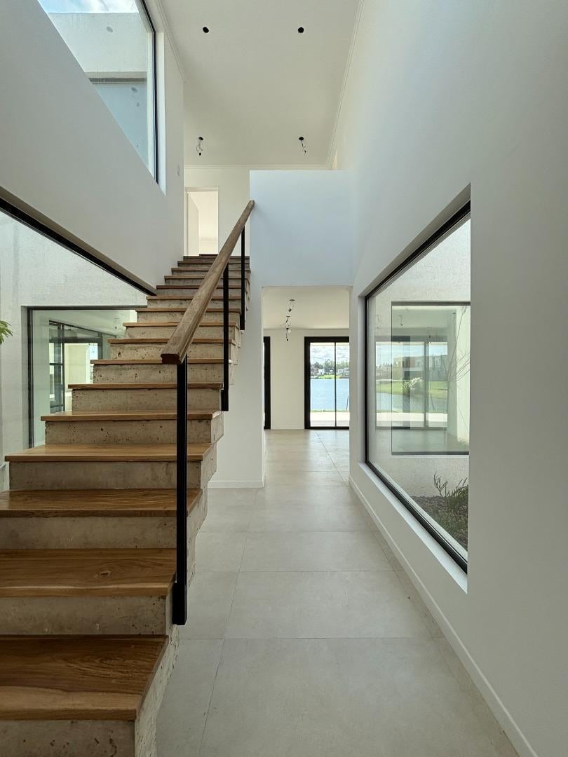 Foto de Moderna casa en venta laguna, pileta, Santa Ana, Villanueva, imagen 3