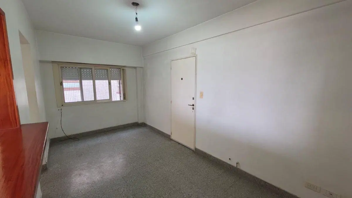Departamento 2 ambientes en Alquiler en el centro de Ballester!! 1