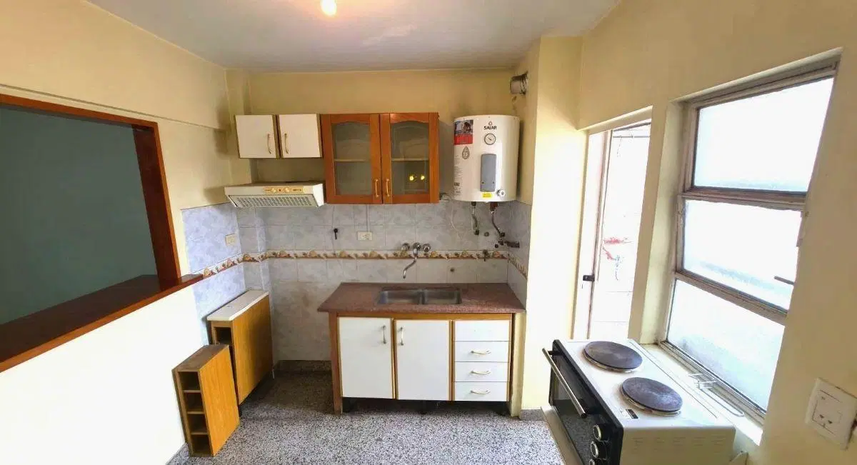Departamento 2 ambientes en Alquiler en el centro de Ballester!! 2