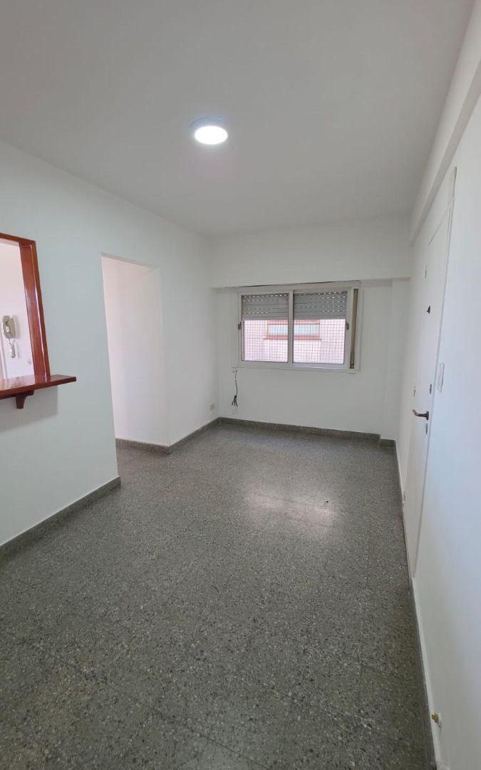 Foto de ALQUILER Departamento 2 ambientes super luminoso! Villa Ballester!, imagen 2