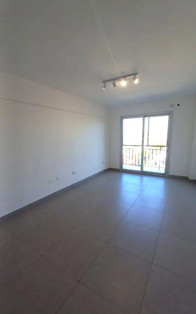 Monoambiente en venta 7°piso en Ramos Mejia! 2