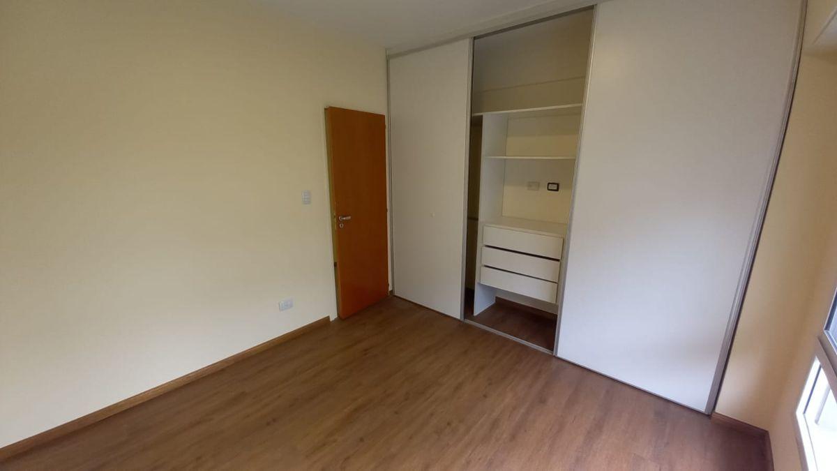 Foto de ALQUILER departamento 3 ambientes frente balcon COCHERA, imagen 4