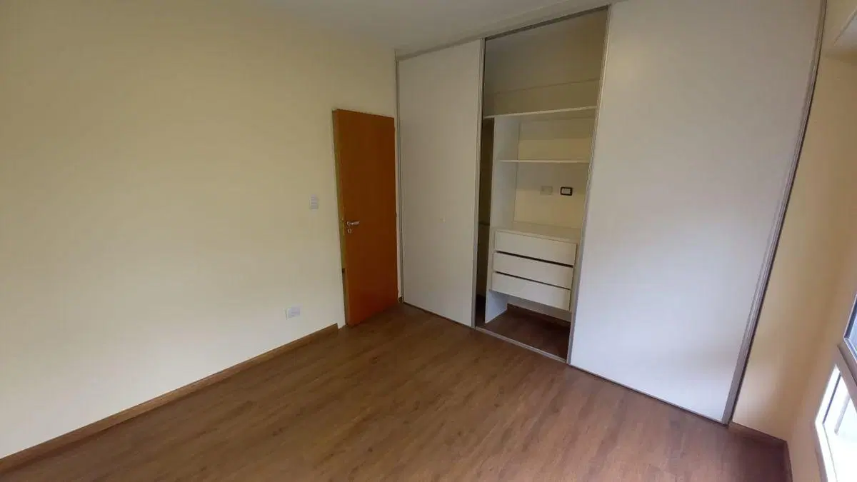 ALQUILER departamento 3 ambientes frente balcon COCHERA 3