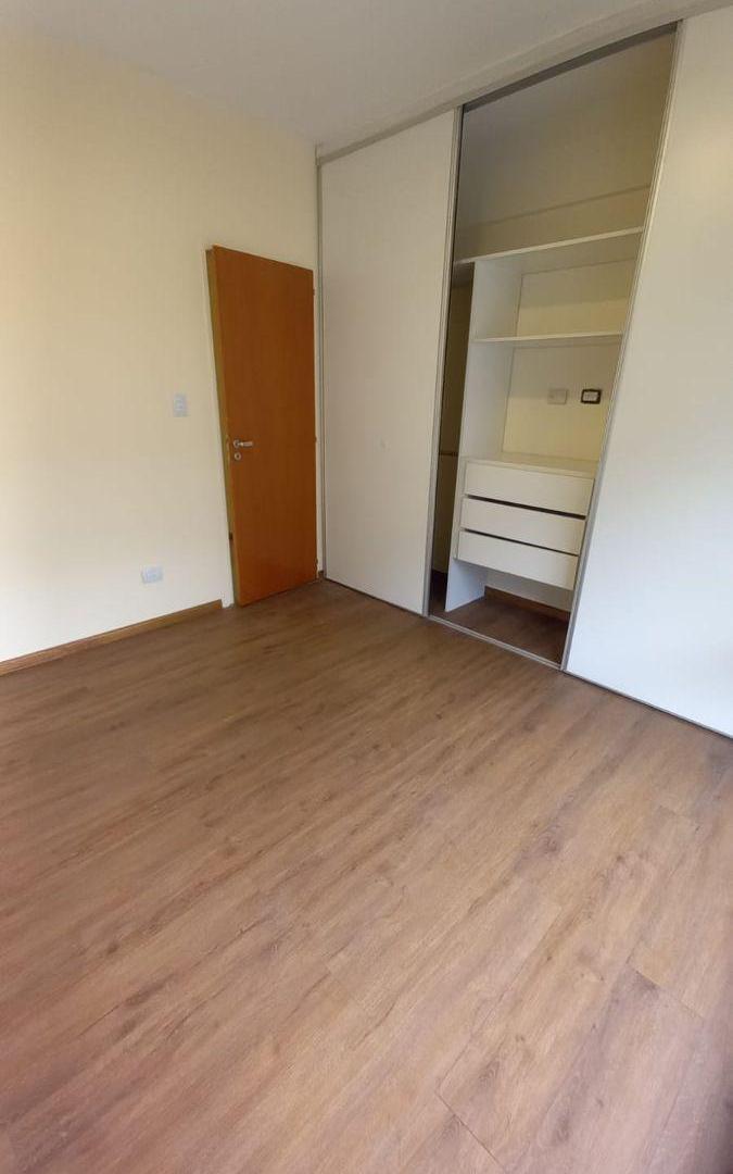 Foto de ALQUILER departamento 3 ambientes frente balcon COCHERA, imagen 3