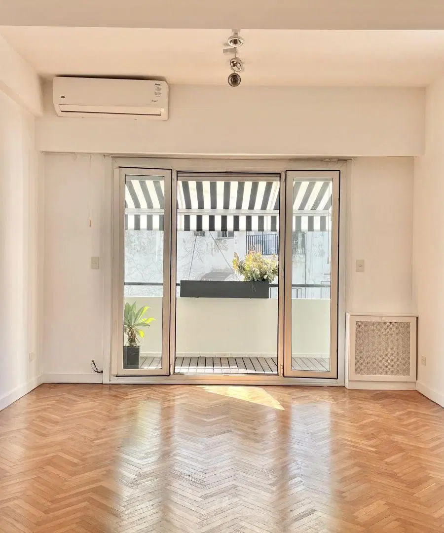 Departamento en Alquiler - 4 Amb. - 3 Dormitorios c/ depcia.- Balcón - Lavadero - Recoleta. 4