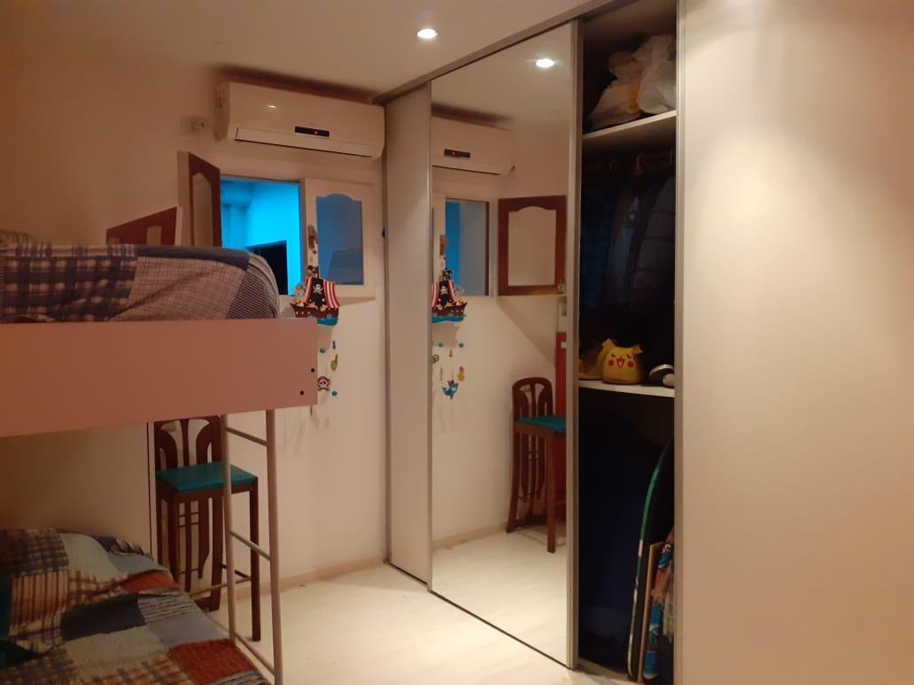 Amplio PH con 2 Baños 2 Dorm. con Vestidor y Jacuzzi, 4