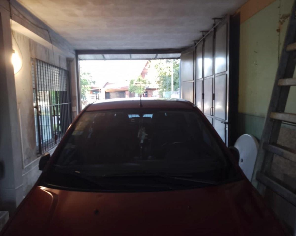 Casa de 3 Ambientes - Venta - Moreno 3