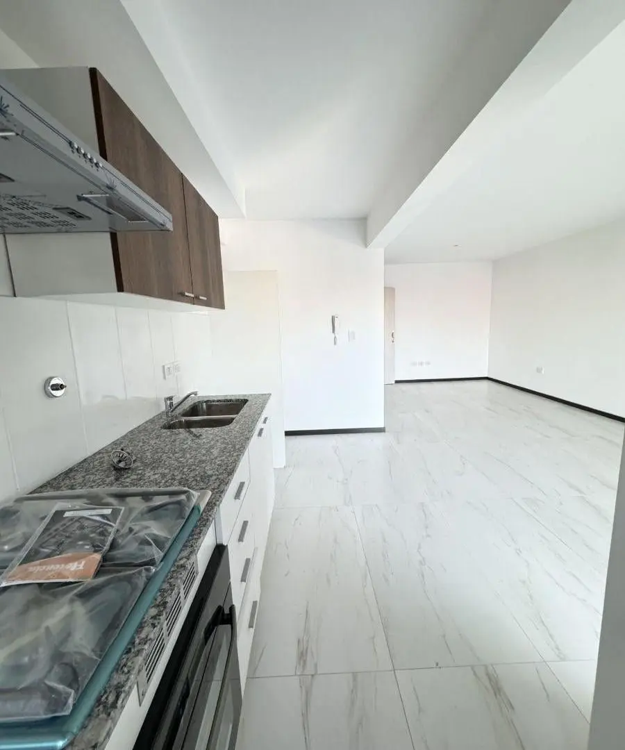DEPARTAMENTO DE 3 AMBIENTES EN VENTA - HAEDO SUR - A ESTRENAR 2
