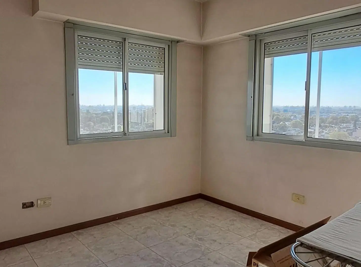 Departamento de 3 ambientes al frente - Venta - Ramos Mejía Norte (a mts de la estación) 4