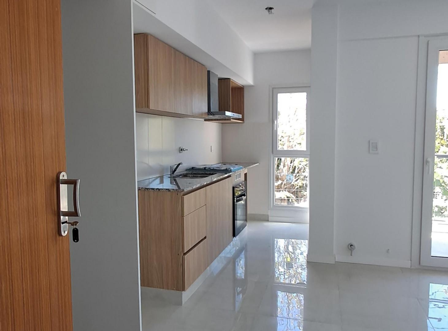 Foto de Departamento de 2 ambientes con cochera "a estrenar" en alquiler - Haedo Sur, imagen 4