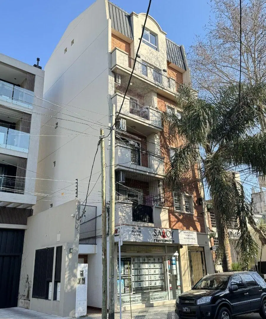 Departamento de 3 ambientes con balcón al frente - Excelente ubicación - Ramos Mejía Sur 4